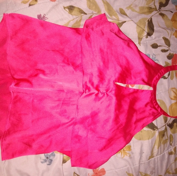 Halter Top - Picture 1 of 2